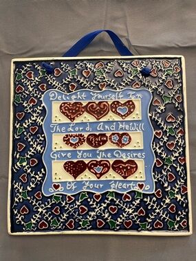 Decorative Ceramic Wall Plaque with Hearts and Psalm 37:4 Verse - Blue & Red